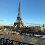 View On Eiffel Tower Seine And Main Monuments * 파리