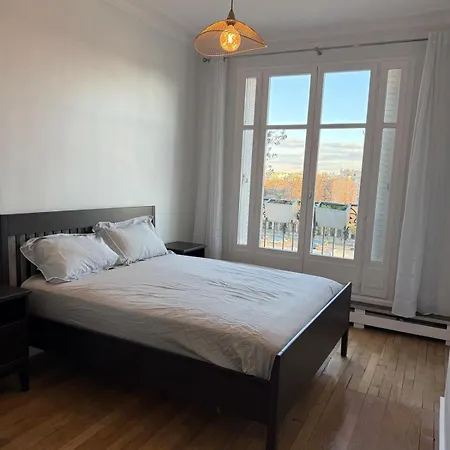 View On Eiffel Tower Seine And Main Monuments Lägenhet Paris